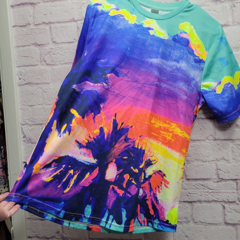 Blacklight UV Tshirt Size M Rainbow Tropical Sunset All Over Print‎ Neon Aofmoka - Picture 4 of 8